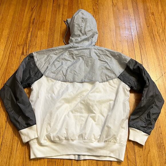 Nike Jacket Men Small Windrunner Hooded Windbreaker Gray White Raglan AR2191-100 - Picture 4 of 9